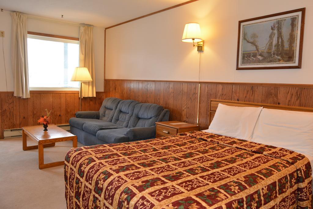 Viking Motel Lindsborg Oda fotoğraf