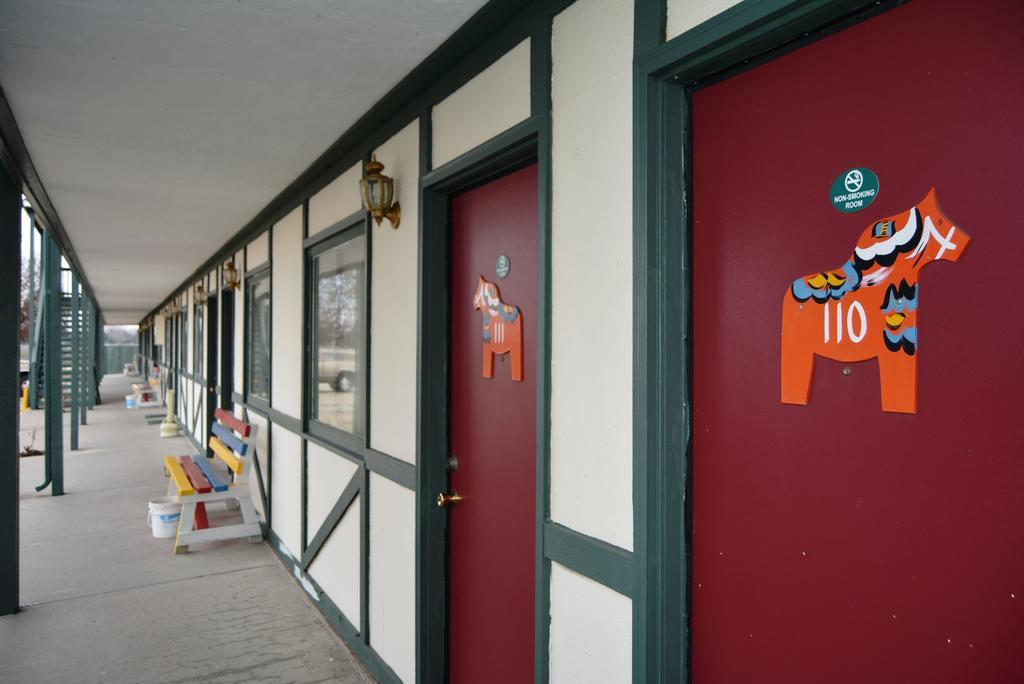 Viking Motel Lindsborg Dış mekan fotoğraf