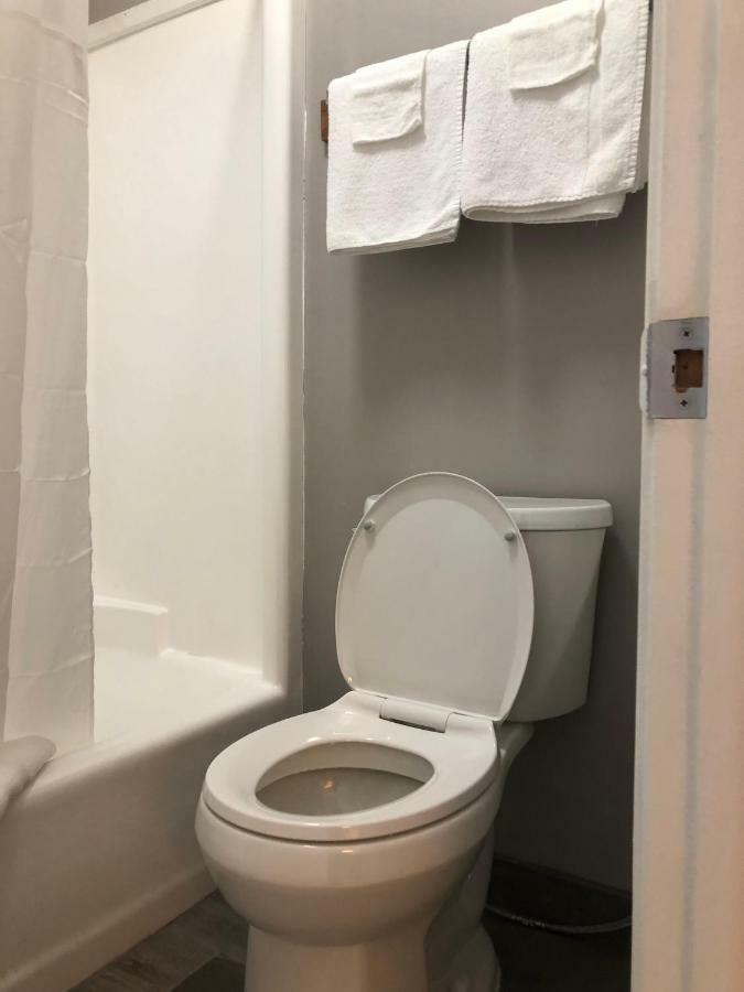 Viking Motel Lindsborg Dış mekan fotoğraf