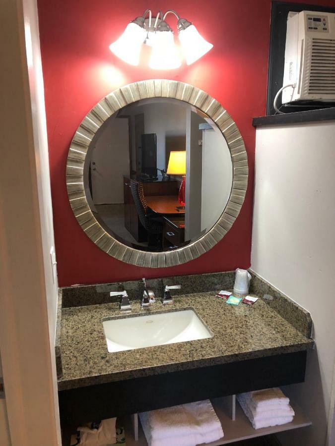Viking Motel Lindsborg Dış mekan fotoğraf